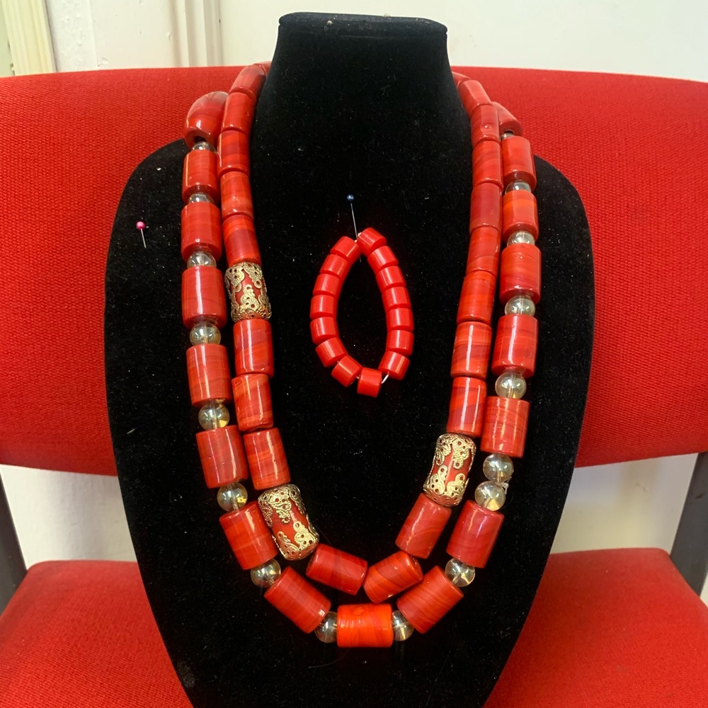 Elegant Red Beaded Necklace Set